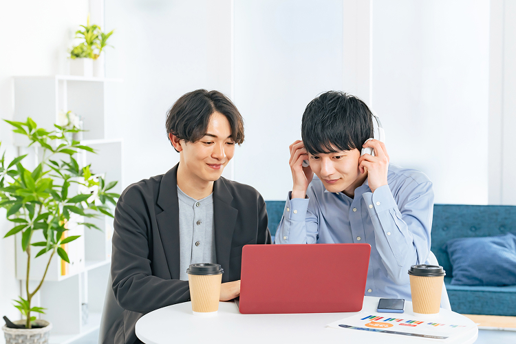 声優の年収が決まる仕組み
